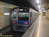 Seibu-train-on-Yurakucho Line
