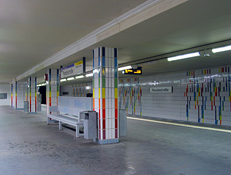 U-Bahnhof Paradestraße