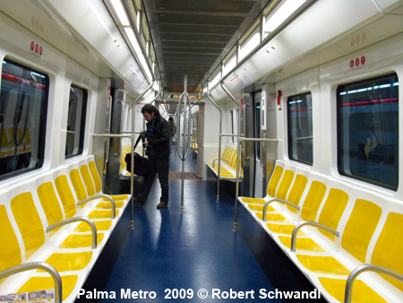 Metro Palma inside train