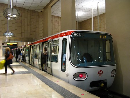 Metro Lyon Ligne B